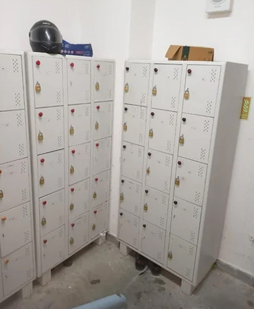 15 Door Multi Locker for organized industrial storage